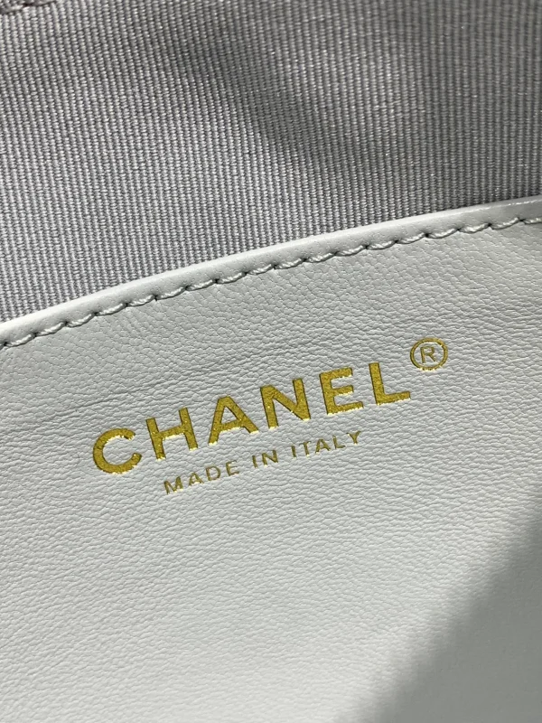 Chanel CC Chain Around Hobo Quilted Lambskin Gray - Image 10