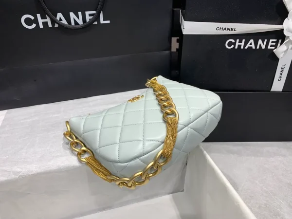 Chanel CC Chain Around Hobo Quilted Lambskin Gray - Image 4