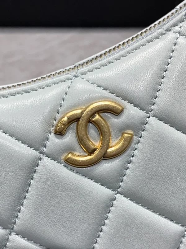 Chanel CC Chain Around Hobo Quilted Lambskin Gray - Image 7