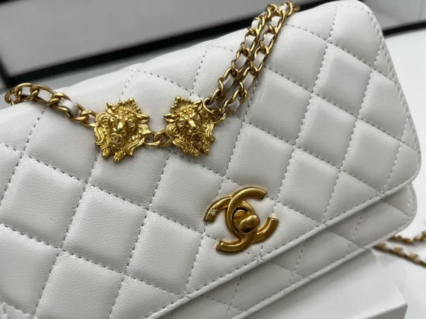 Chanel-Chanel Gold Ball White Wallet On Chain - Image 4