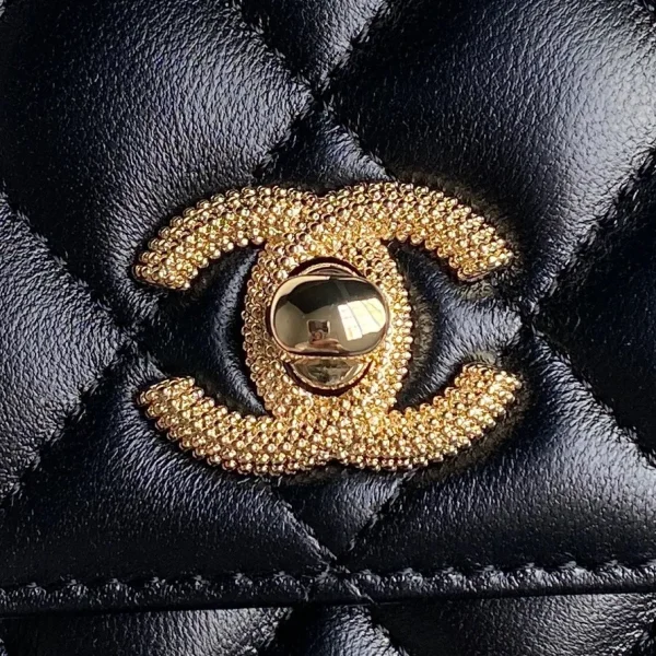Chanel Clutch with Chain Lambskin - Image 5