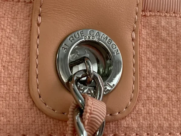 Chanel Deauville NM Tote Mixed Fibers Medium Pink - Image 6