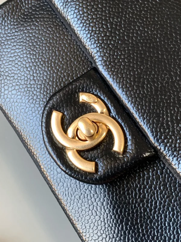 Chanel Fall Winter - Image 6