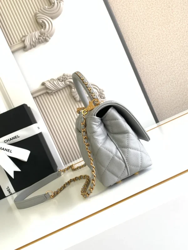 Chanel Flap Bag With Top Handle Grained Calfskin Gold Metal - Image 5