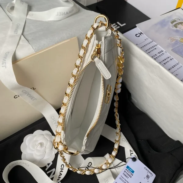 Chanel Hobo Matelasse Bag - Image 8
