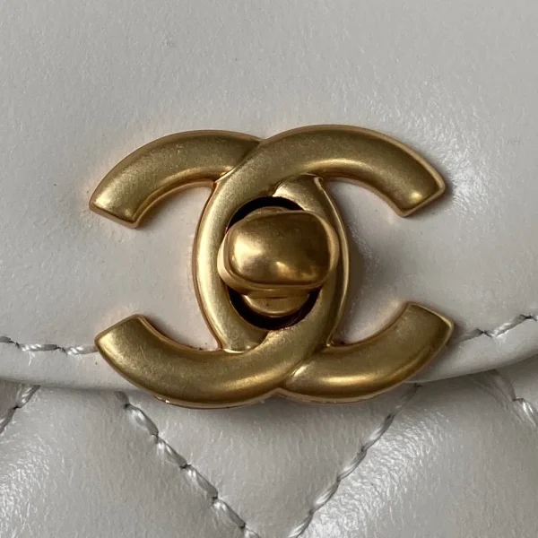 Chanel Kelly Mini Bag - Image 4