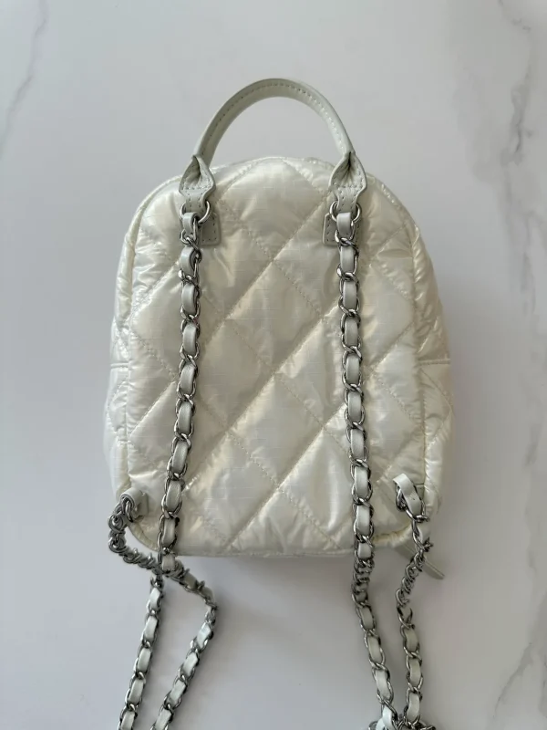 Chanel Leather CC Day - Image 4