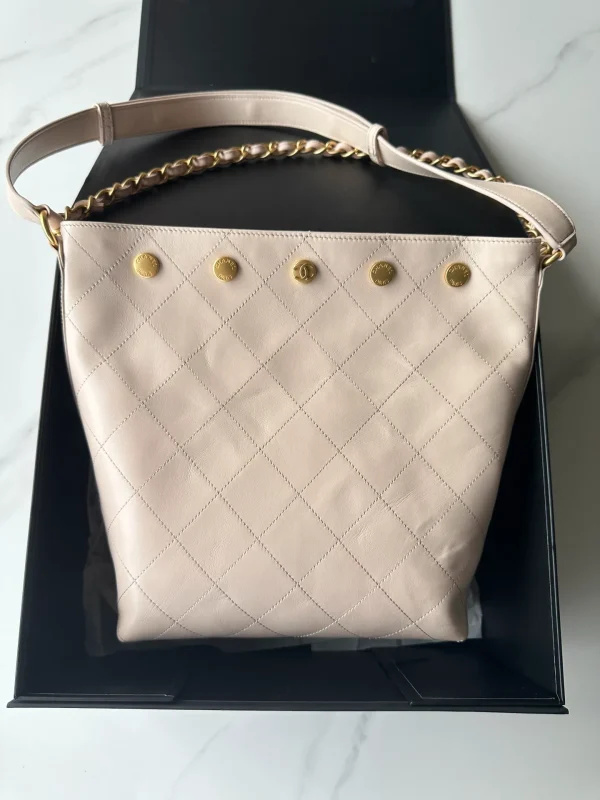 Chanel Pink Quilted Caviar Top Handle Drawstring Bucket Bag - Image 4