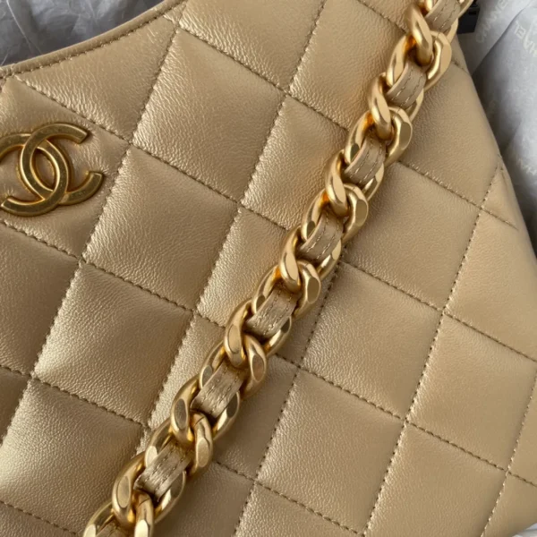 Chanel Quilted C MM Bag - Image 2