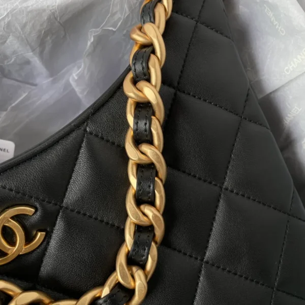 Chanel Quilted C MM Bag - Image 2