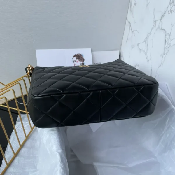 Chanel Quilted C MM Bag - Image 7
