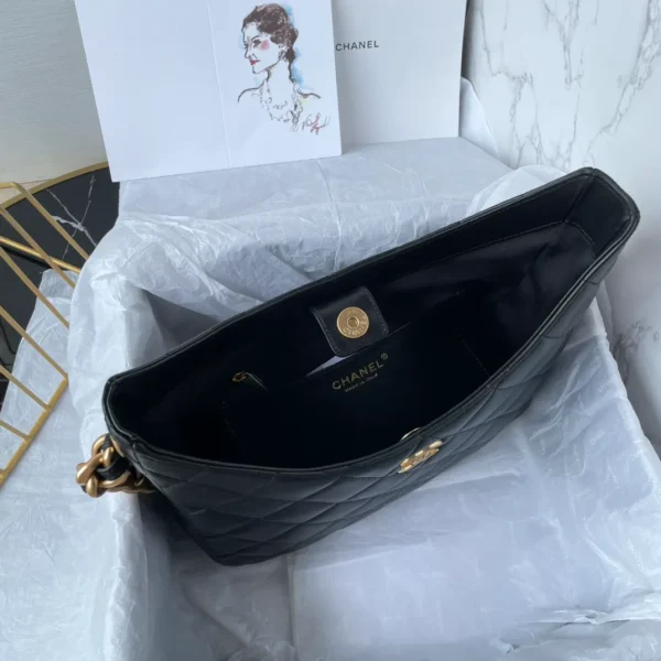 Chanel Quilted C MM Bag - Image 8
