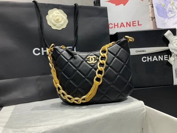 Chanel Quilted C MM Bag - Image 3