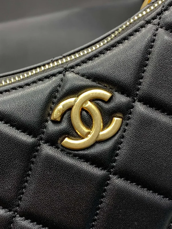 Chanel Quilted C MM Bag - Image 7
