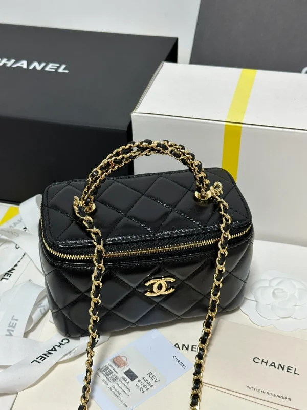 Chanel Quilted Vanity Rectangular Black Lambskin - Image 5