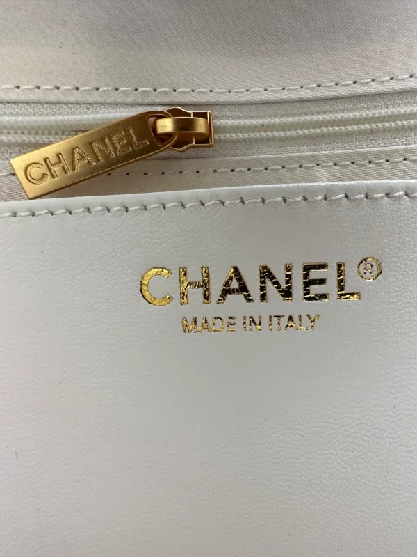 Chanel Small CC Quilted Shopping Bag - Image 2