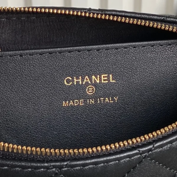 Chanel Timeless Classic Clutch With Chain - Image 3