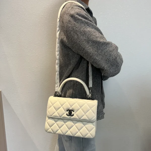 Chanel Trendy CC Medium - Image 3
