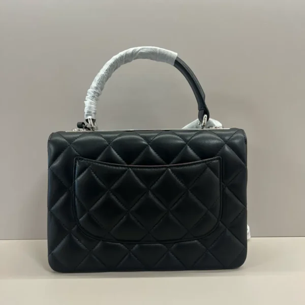 Chanel Trendy CC Medium Lambskin Leather - Image 5