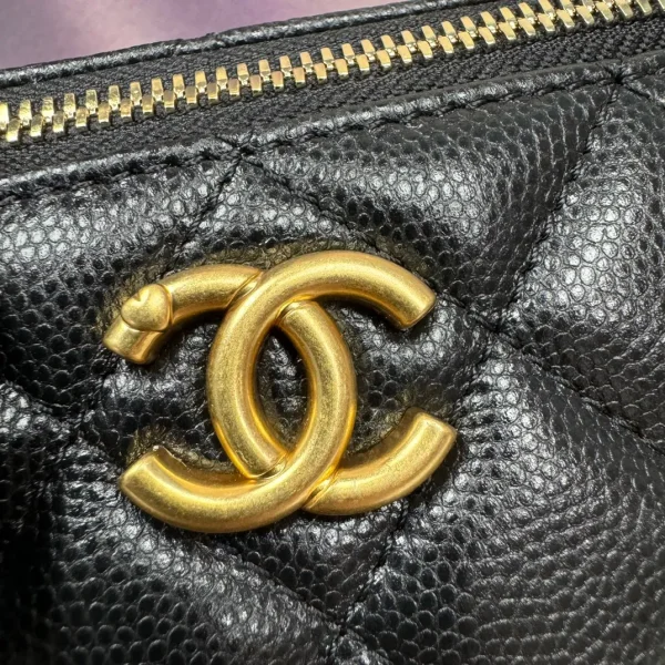 Chanel Vanity Case black - Image 5