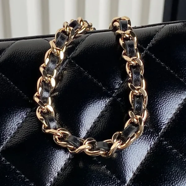 Chanel Vanity Case Black - Image 5
