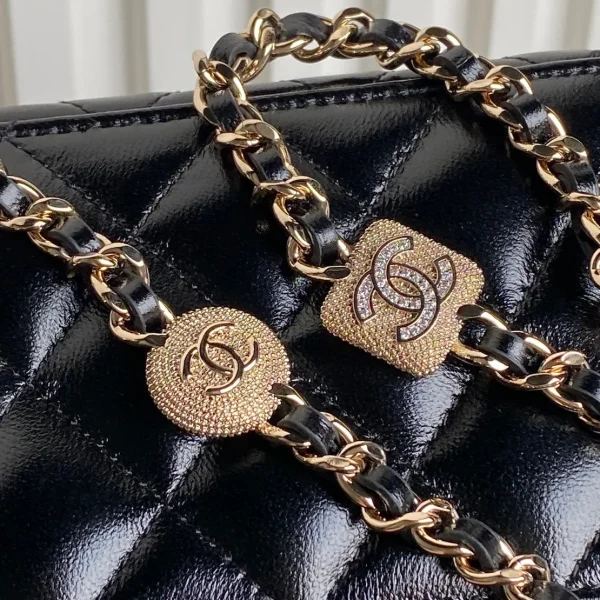 Chanel Vanity Case Black - Image 7