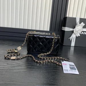 Chanel Vanity Case Black