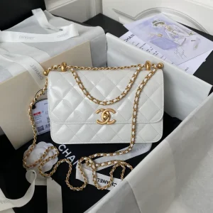 Chanel White Quilted Leather Small Flap Shoulder Bag Chanel