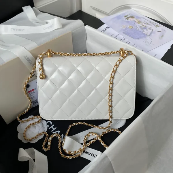 Chanel White Quilted Leather Small Flap Shoulder Bag Chanel - Image 4