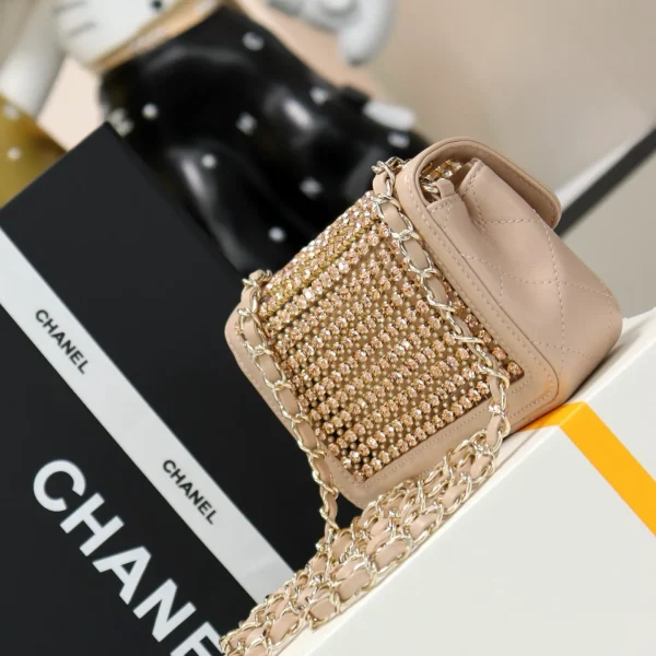 Chanel White Small Quilted Caviar Chain Melody Flap Bag - Image 5