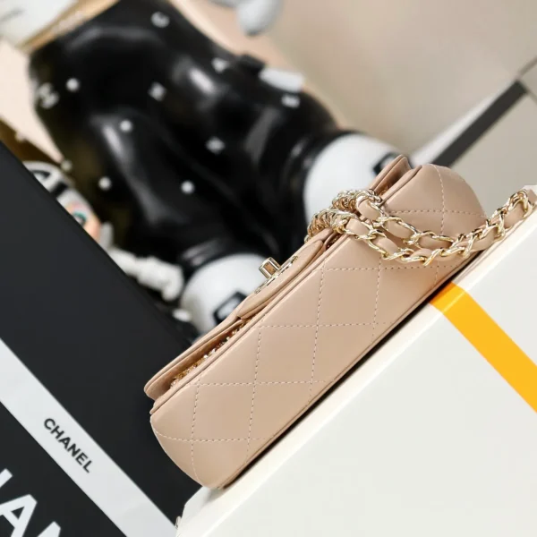 Chanel White Small Quilted Caviar Chain Melody Flap Bag - Image 7