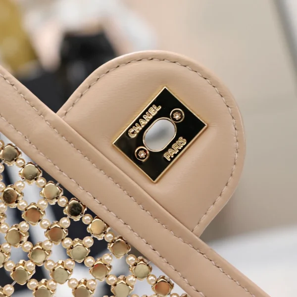 Chanel White Small Quilted Caviar Chain Melody Flap Bag - Image 10