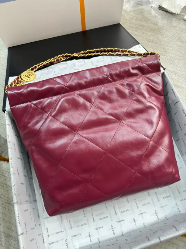 Chanel Women CC 22 Handbag - Image 8