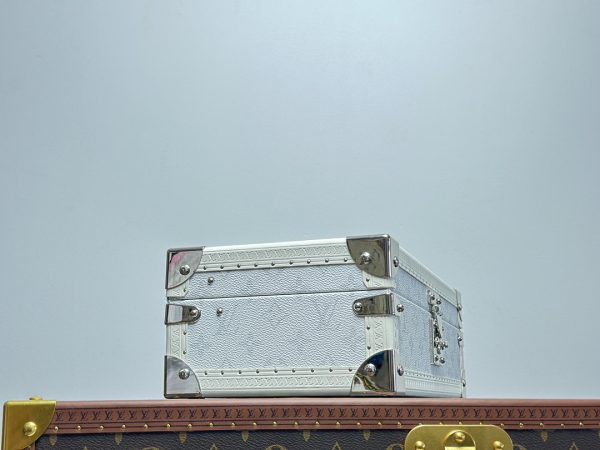 Clutch Box Taigarama - Hardsided - Image 5