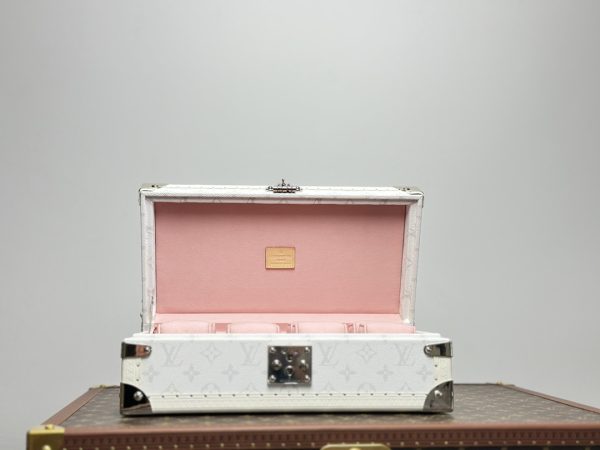 Clutch Box Taigarama - Hardsided - Image 7