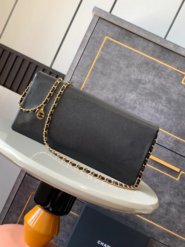 Clutch, Shiny lambskin & gold-tone metal, black - Image 5
