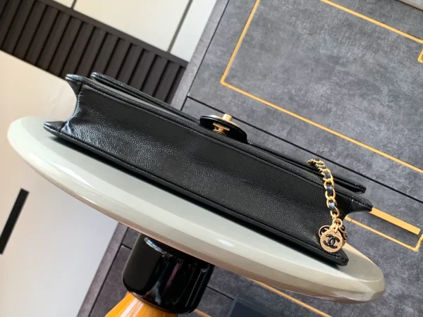 Clutch, Shiny lambskin & gold-tone metal, black - Image 6