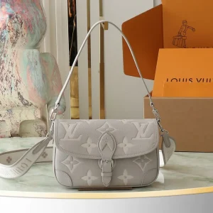 Diane Monogram Empreinte Leather