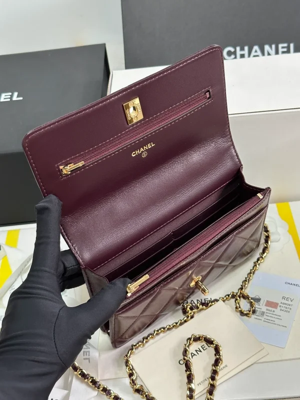 Fortok Chanel 24B twisted Chain Handle Woc Bag - Image 9