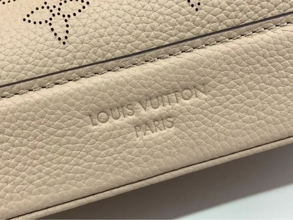 Fortok Louis Vuitton Flore Bag Grey - Image 3