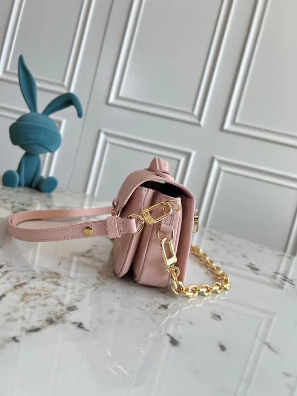 Louis Vuitton Pochette Métis Rose Trianon / Creme - Image 3