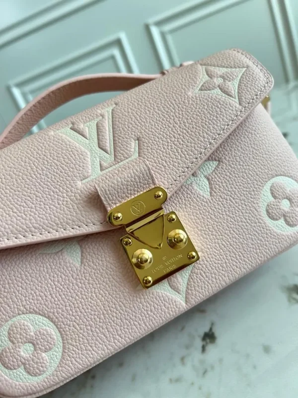 Louis Vuitton Pochette Métis Rose Trianon / Creme - Image 6