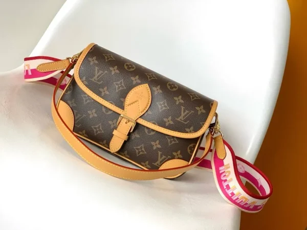 LOUIS VUITTON Diane Monogram Empreinte