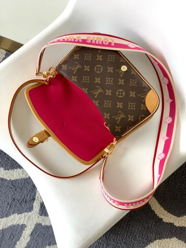 LOUIS VUITTON Diane Monogram Empreinte - Image 10