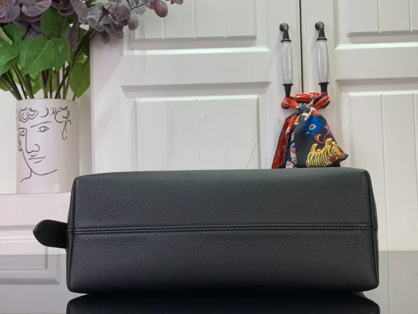 LOUIS VUITTON Low Key Messenger Bag Black - Image 7