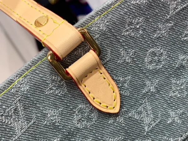 LOUIS VUITTON OnTheGo MM Bag - Image 8