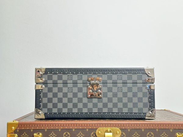 LV 8 Watch Case - Image 5