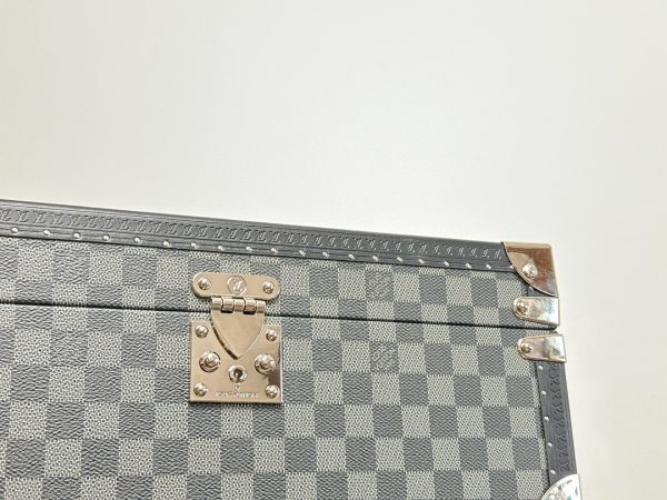 LV 8 Watch Case - Image 7