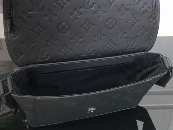 LV Trainer Sneaker - Image 3