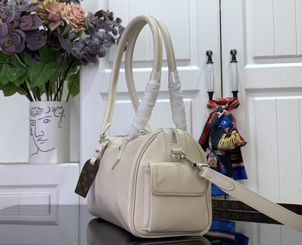 LV Vibe Newness Women Bags - Image 3